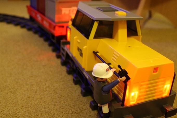 Victor praktiserende læge tæppe Review Of Playmobil 5258 Rc Freight Train Set | G Scale Central