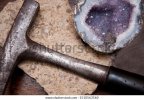 rock-hammer-tool-hound-600w-1510563560.jpg