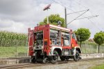 mercedes-unimog-road-railer-goes-from-truck-to-diesel-locomotive-photo-gallery_3.jpg mercedes-unimog-road-railer-goes-from-truck-to-diesel-locomotive-photo-gallery_3.jpg