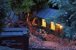2 night old timers cabin 1.jpg