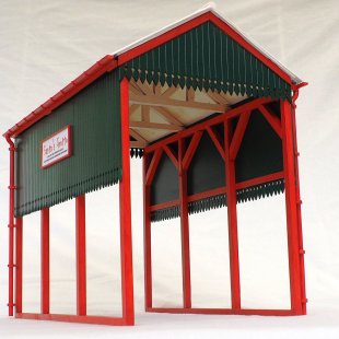 Claptowte Railway – Santa’s Grotto Carriage Shed